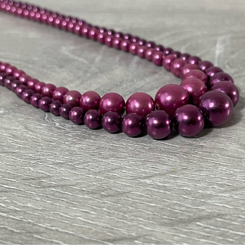 Vintage Elegant Purple/Maroon Beaded Necklace